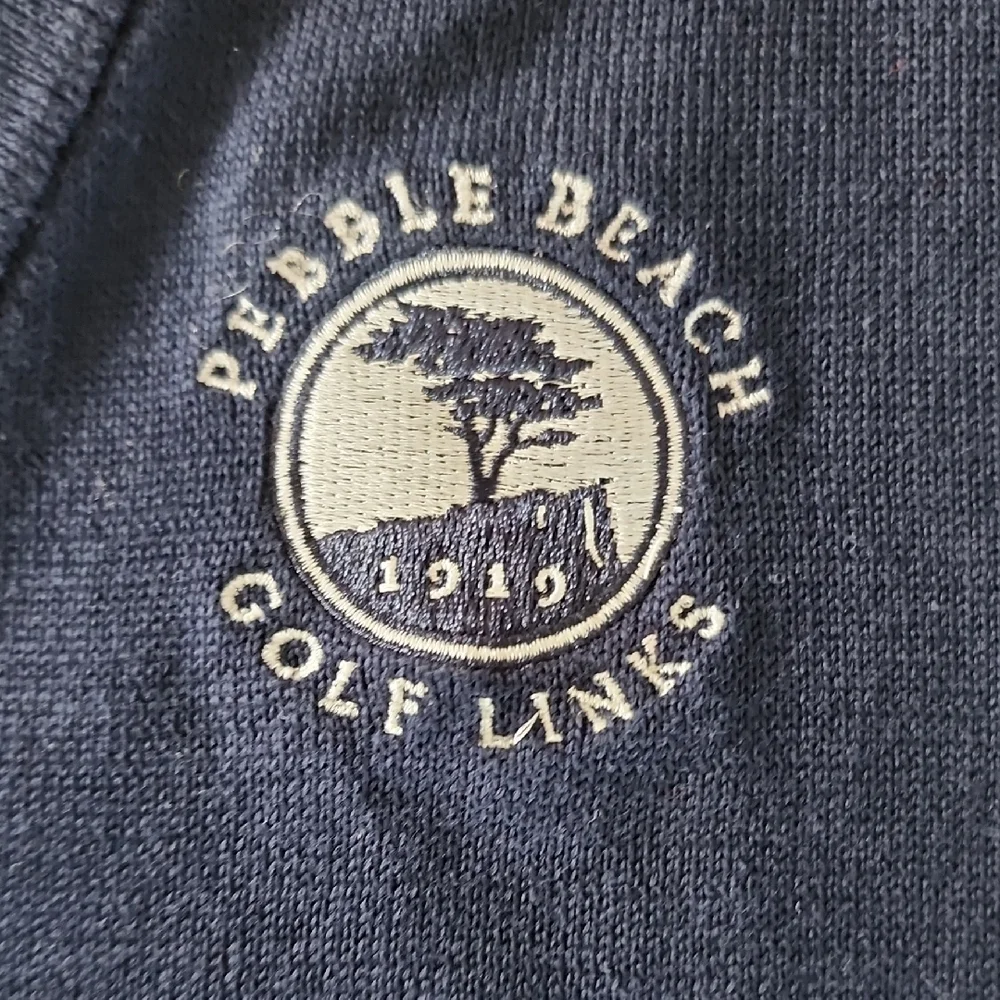 Pebble Beach Women's Navy Blue V-Neck Sweater - Picture 3 of 9